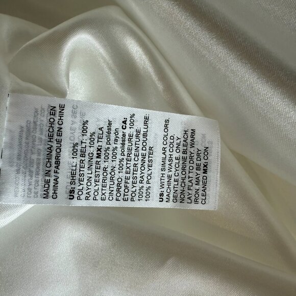 WHBM Lace Dress White with Black Sash Size 4 NWT - Picture 10 of 10